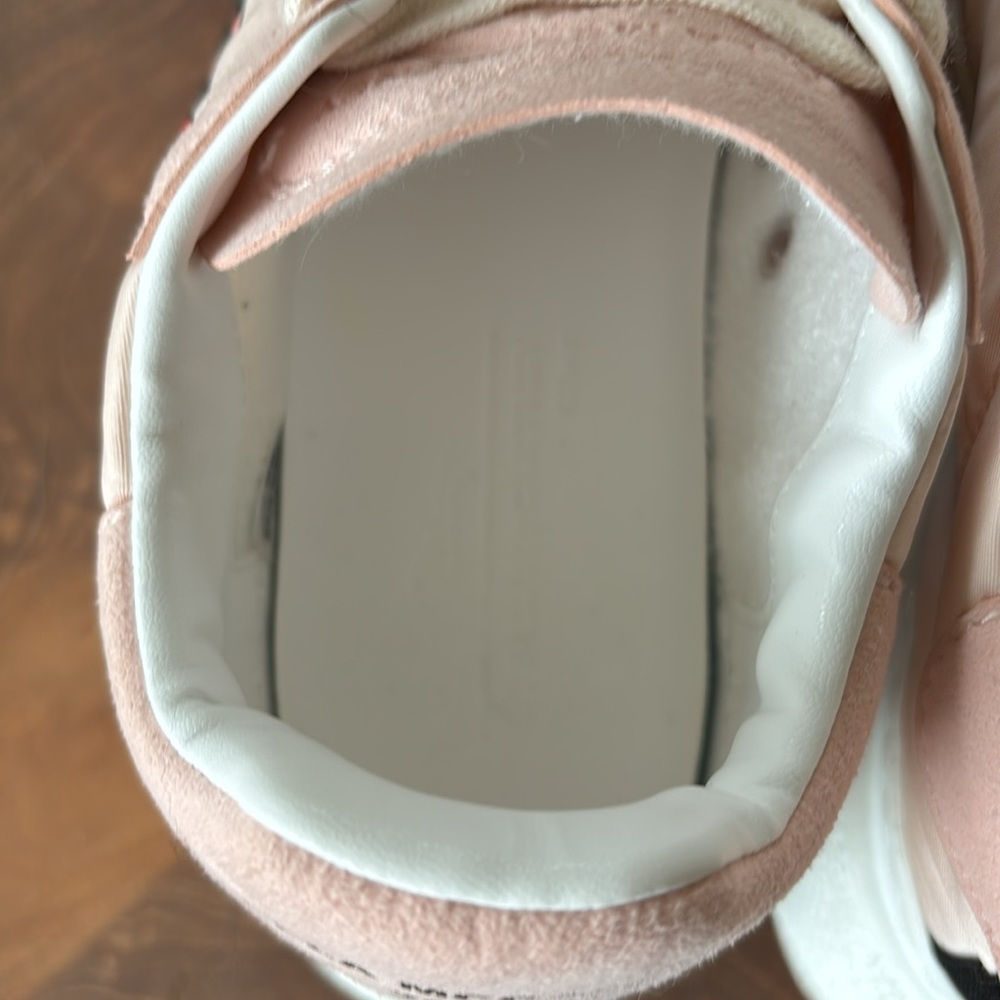 Stella McCartney tennis shoes size 35 (5) - Picture 4 of 8